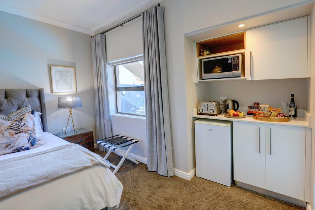 Bay Lodge On The Beach Mossel Bay Esterno foto