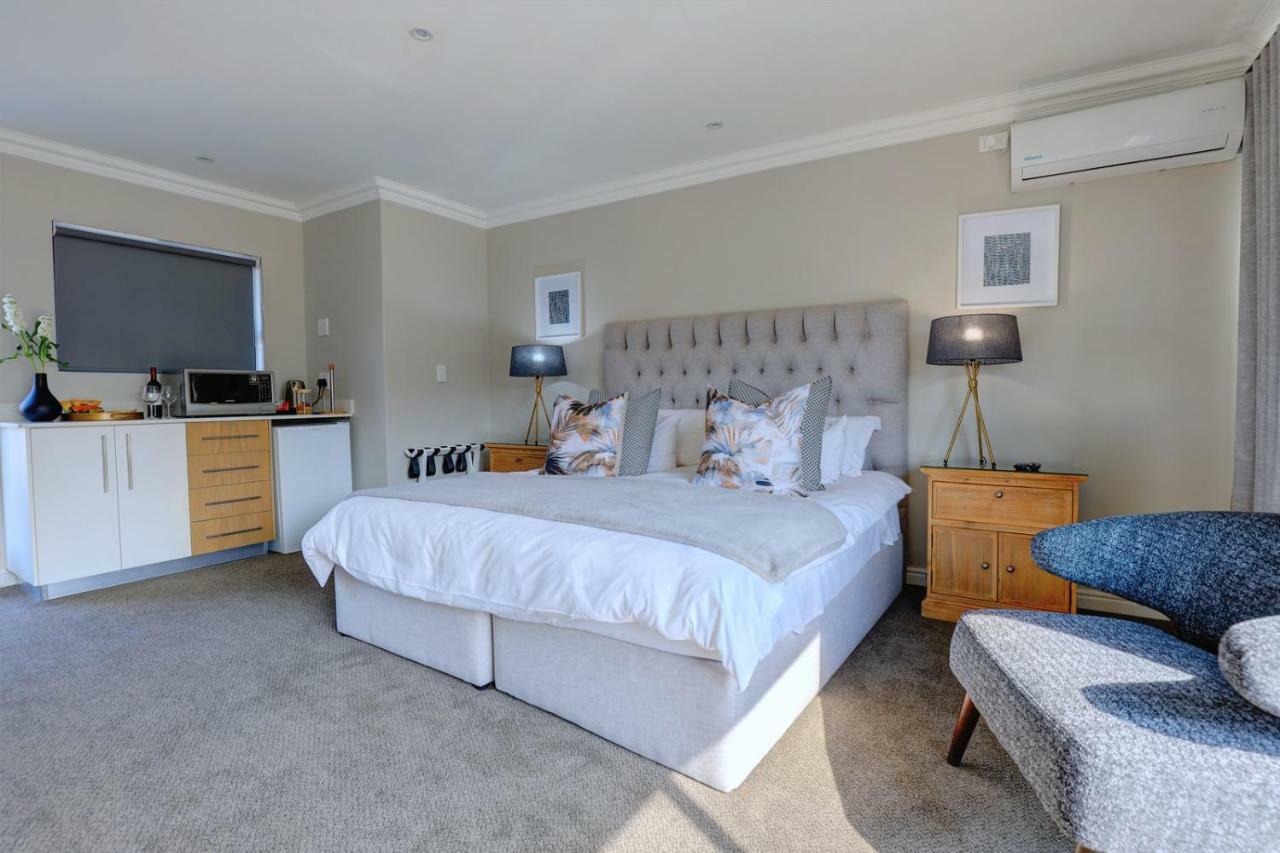 Bay Lodge On The Beach Mossel Bay Esterno foto